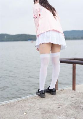 年轻漂亮的后妈4_720免费观看电视剧